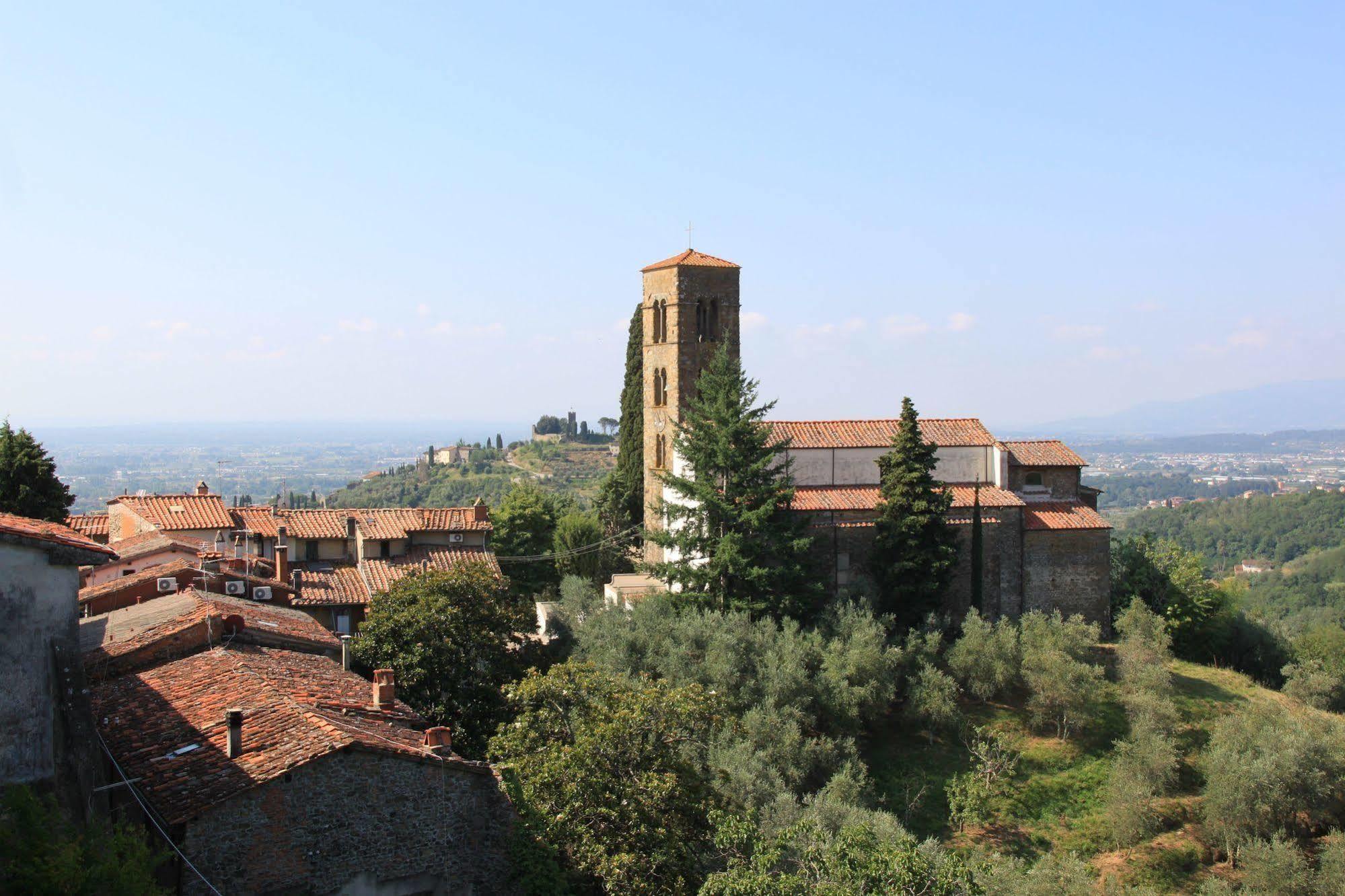 Antica Casa "Le Rondini" Panzió Borgo a Buggiano Kültér fotó